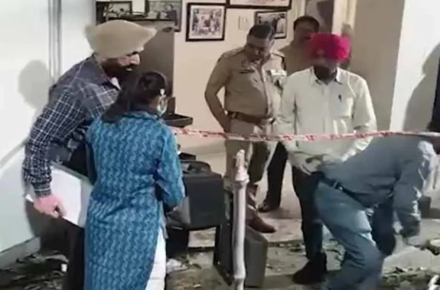 पूर्व कैबिनेट मंत्री मनोरंजन कालिया के घर पर देर रात हमला, एक आरोपी हुआ गिरफ्तार
