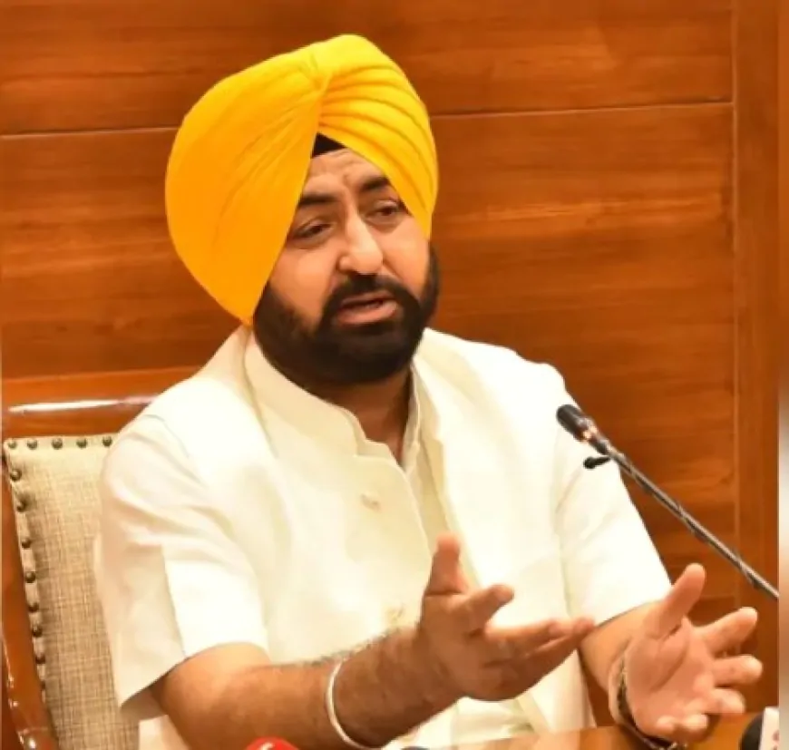 हरदीप सिंह मुंडियां ने स्कूल की दीवार पर अंबेडकर विरोधी नारे लिखने वालों को दी चेतावनी