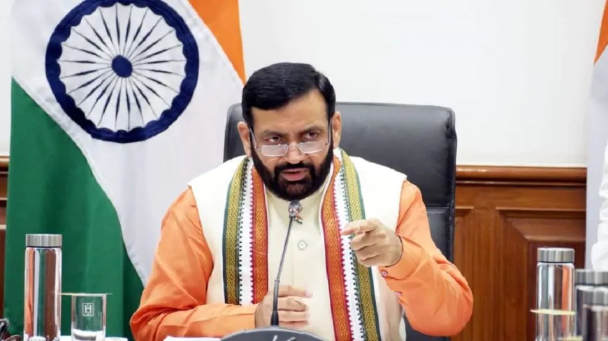 निजी स्कूलों को कड़ी चेतावनी, मनमानी करने पर रद्द की जा सकती है की मान्यता
