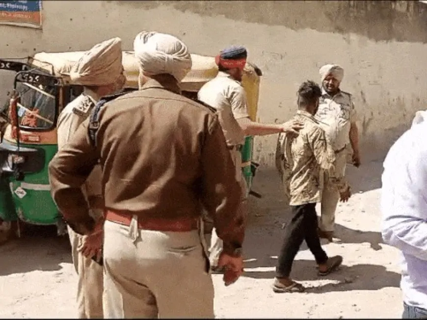 मोहाली पुलिस का नशे के खिलाफ अभियान जारी, पुलिस ने तस्करों के घरों की ली तलाशी
