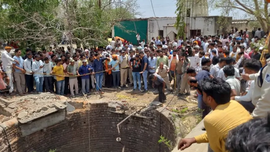 मंदसौर हादसा: यात्रियों से भरी कार कुएं में गिरी, 10 लोगों की मौत