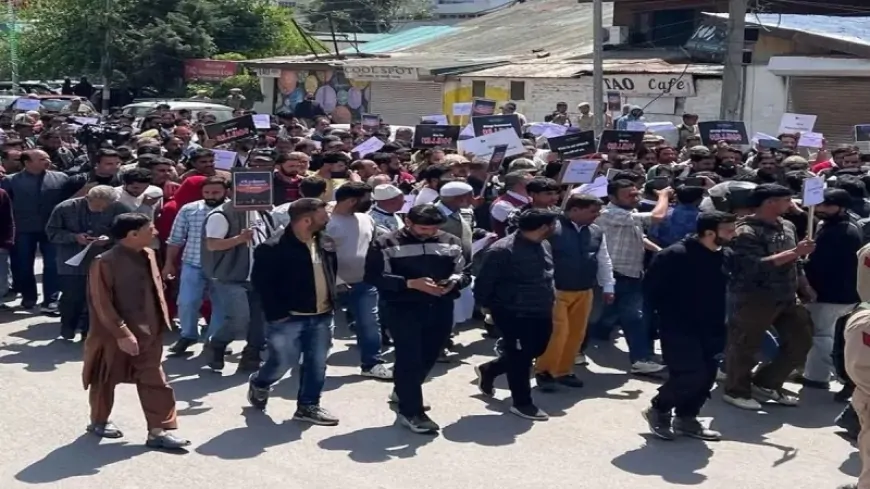 पहलगाम आतंकी हमले पर देश-विदेश में गुस्सा, ऑस्ट्रेलिया में भारतीय मूल के लोगों ने जताया रोष