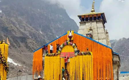 श्री बाबा केदारनाथ धाम के कपाट खुले, शिव तांडव स्तोत्र का किया गया पाठ