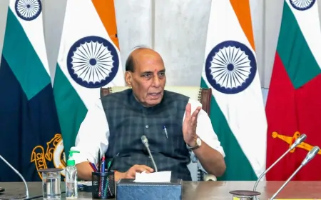 ब्रह्मोस सिर्फ मिसाइल नहीं, दुश्मन के लिए संदेश है- रक्षा मंत्री 