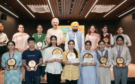 CM मान ने बोर्ड परीक्षा में अव्वल विद्यार्थियों से किया संवाद, बोल- शिक्षा ही राज्य की तरक्की की नींव है