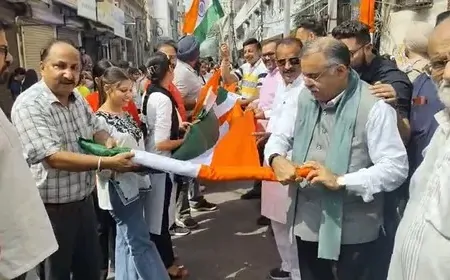 अमृतसर में निकाली गई तिरंगा यात्रा, BJP के राष्ट्रीय महासचिव तरुण चुघ भी रहे मौजूद