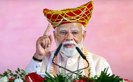 आज पूरी दुनिया भारत की बेटियों का शौर्य देख रही है- PM मोदी 