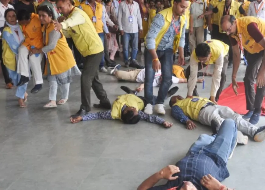 पंजाब के कई जिलों में की गई मॉक ड्रिल, सिखाए गए युद्ध की स्तिथि में बचने के तरीके 