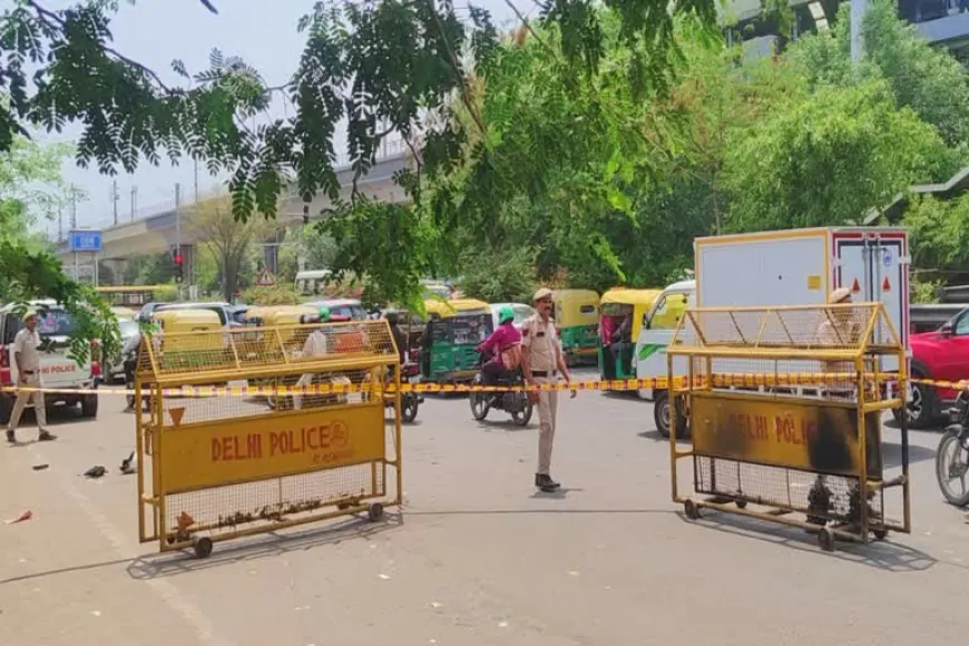छतरपुर मेट्रो स्टेशन के पास दिनदहाड़े हुई फायरिंग, 10 राउंड चलाई गईं गोलियां