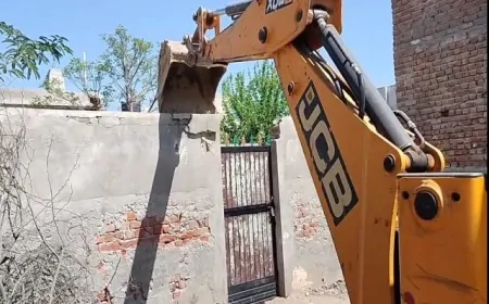 नशा तस्करों के खिलाफ ‘युद्ध-नशे के विरुद्ध’ मुहिम जारी, नशा तस्कर के घर पर की कार्रवाई