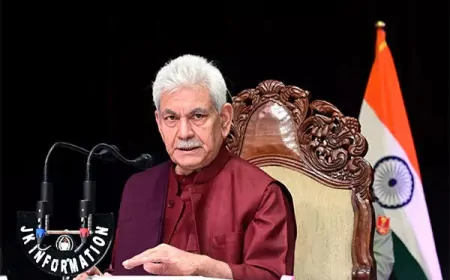 आज होगी बाबा बर्फानी जी की 'प्रथम पूजा',  LG मनोज सिन्हा 'प्रथम पूजा' में होंगे शामिल