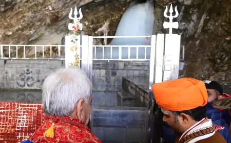 श्री अमरनाथ जी की पवित्र गुफा में ‘प्रथम पूजा’ के साथ हुई यात्रा की औपचारिक शुरुआत