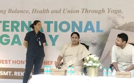 योग दिवस को लेकर तैयारियां तेज, CM रेखा गुप्ता ने लोगों के साथ किया योगाभ्यास