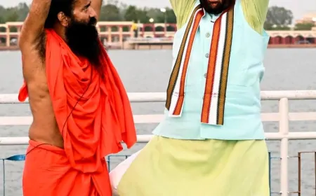 अंतर्राष्ट्रीय योग दिवस पर कुरुक्षेत्र में कार्यक्रम, CM  नायब सिंह सैनी ने किया योग,  योग गुरु बाबा रामदेव भी साथ रहे मौजूद