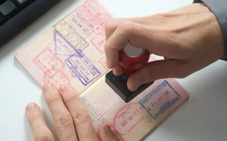 भारतीय नागरिकों के लिए UAE का वीज़ा ऑन अराइवल नियम हुआ और व्यापक