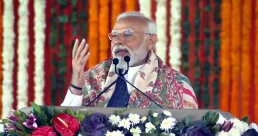 PM ने विकास कार्यों का किया शिलान्यास-उद्घाटन, जम्मू-कश्मीर में तेजी से विकास कार्य हो रहे हैं-PM