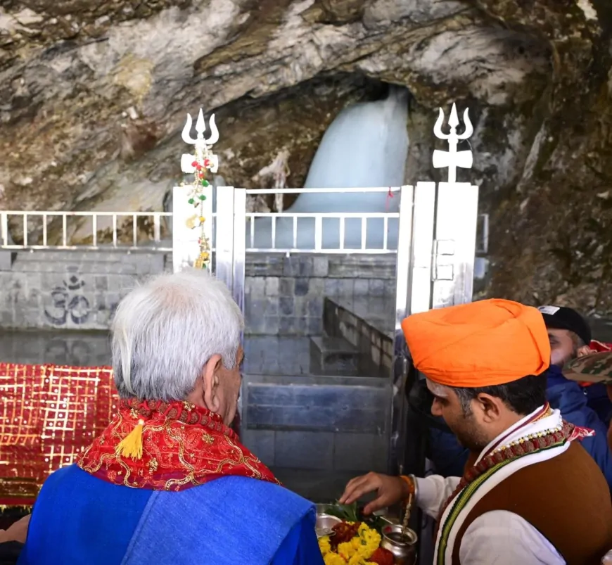 श्री अमरनाथ जी की पवित्र गुफा में ‘प्रथम पूजा’ के साथ हुई यात्रा की औपचारिक शुरुआत