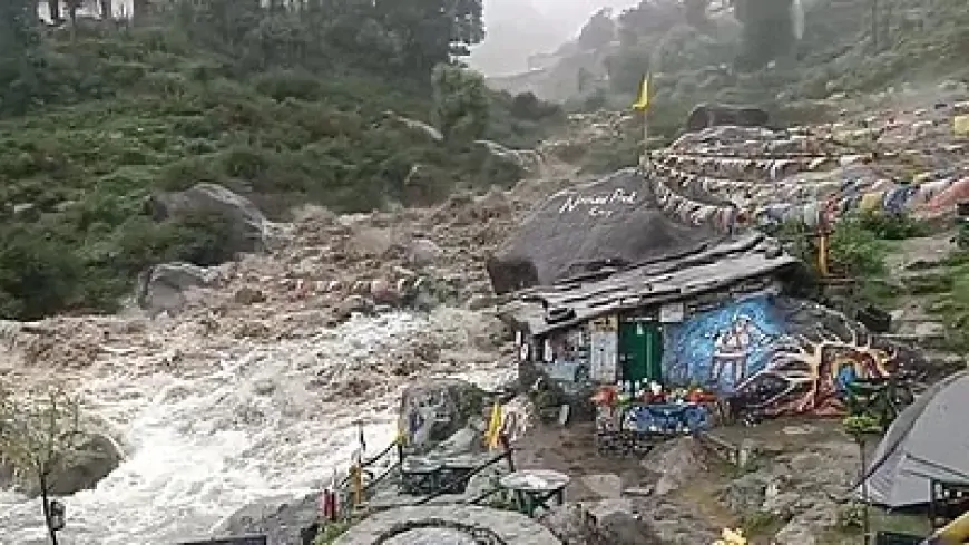 हिमाचल में बारिश से हाहाकार, कुल्लू और धर्मशाला में मची भारी तबाही