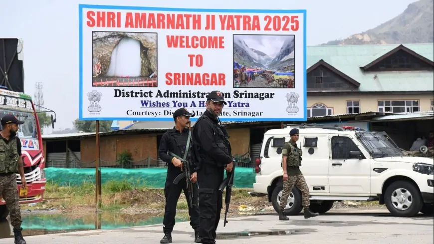 श्री अमरनाथ जी यात्रा को लेकर जम्मू-श्रीनगर हाईवे पर पुलिस सेना और CRPF ने की मॉक ड्रिल