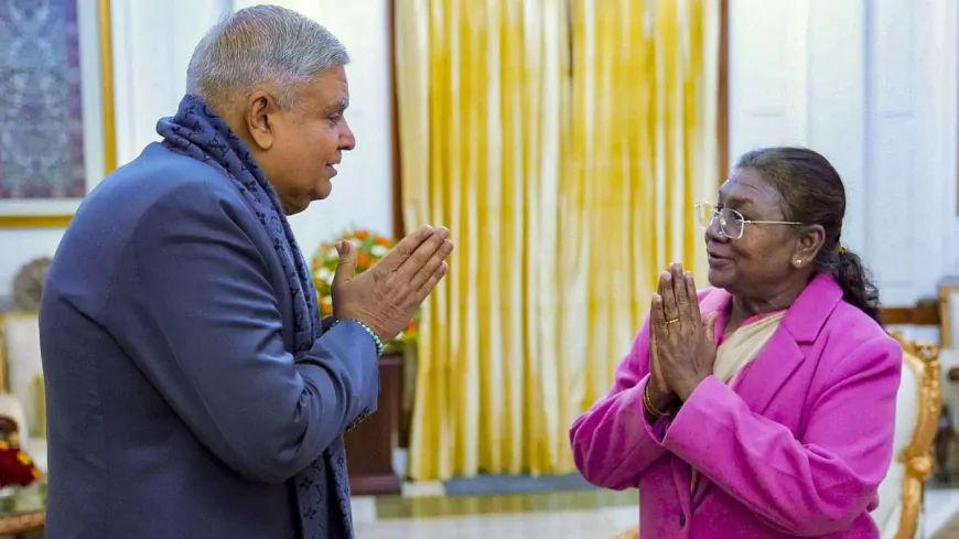 बिना सूचना के अचानक राष्ट्रपति भवन पहुंच गए थे धनखड़