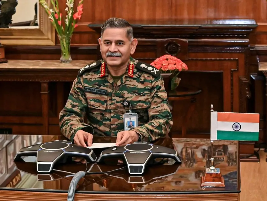 सेना प्रमुख ने कारगिल के शहीदों को दी श्रद्धांजलि, ‘ऑपरेशन सिंदूर’ का भी किया जिक्र