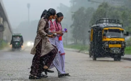 UP Weather: यूपी में आज भारी बारिश का अलर्ट, अगले 24 घंटे जारी रहेगा सिलसिला