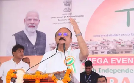 'हर घर तिरंगा' अभियान के तहत 'तिरंगा दौड़' का आयोजन, मंत्री आशीष सूद ने 'तिरंगा दौड़' को दिखाई हरी झंडी