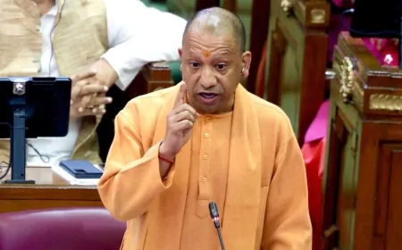 यूपी विधानसभा में गरजे योगी आदित्यनाथ, कहा- ‘सपा के शासनकाल में दहशत का माहौल था’