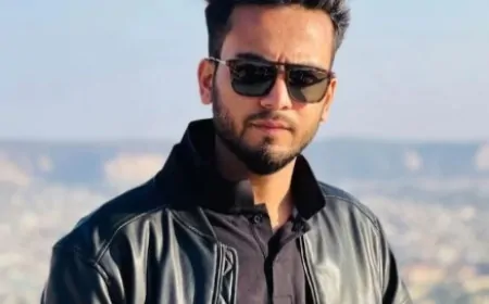 यूट्यूबर एल्विश यादव के घर पर हुई फायरिंग, करीब 25 राउंड चली गोलियां