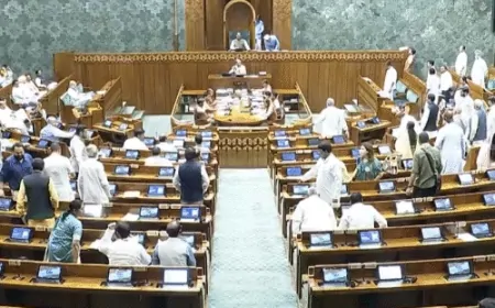 संसद के मॉनसून सत्र का आज आखिरी दिन, अब तक लोकसभा में 12, राज्यसभा में 14 बिल हुए पारित