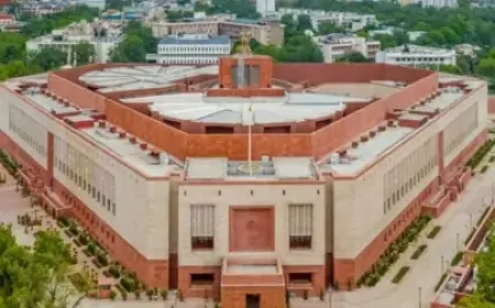 संसद भवन की सुरक्षा में सेंध, दीवार कूदकर गरुड़ द्वार तक पहुंचा शख्स