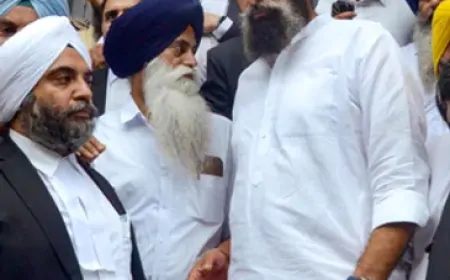 मजीठिया के खिलाफ 4 ट्रंकों में भरकर कोर्ट लाई गई चार्जशीट, 200 से ज्यादा गवाह