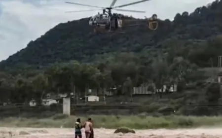 पठानकोट में भारी बारिश के बाद बाढ़ जैसे हालात, 6 लोगों को हेलीकॉप्टर के जरिए निकाला गया सुरक्षित 