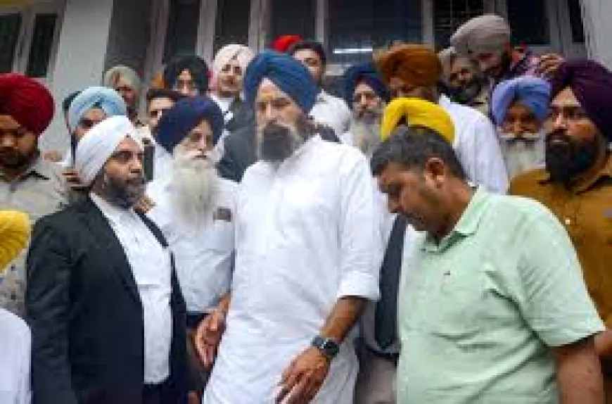 बिक्रम मजीठिया की 14 दिन न्यायिक हिरासत बढ़ाई गई