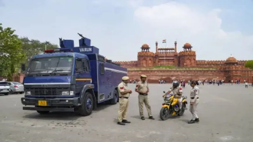 मॉक ड्रिल में डमी बम नहीं पकड़ पाए पुलिसकर्मी, 7 सस्पेंड