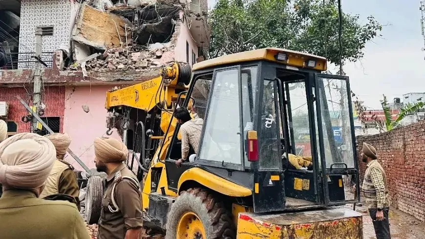 नशे के खिलाफ पंजाब सरकार की कार्रवाई, नशा तस्कर की अवैध संपत्ति को गिराया गया