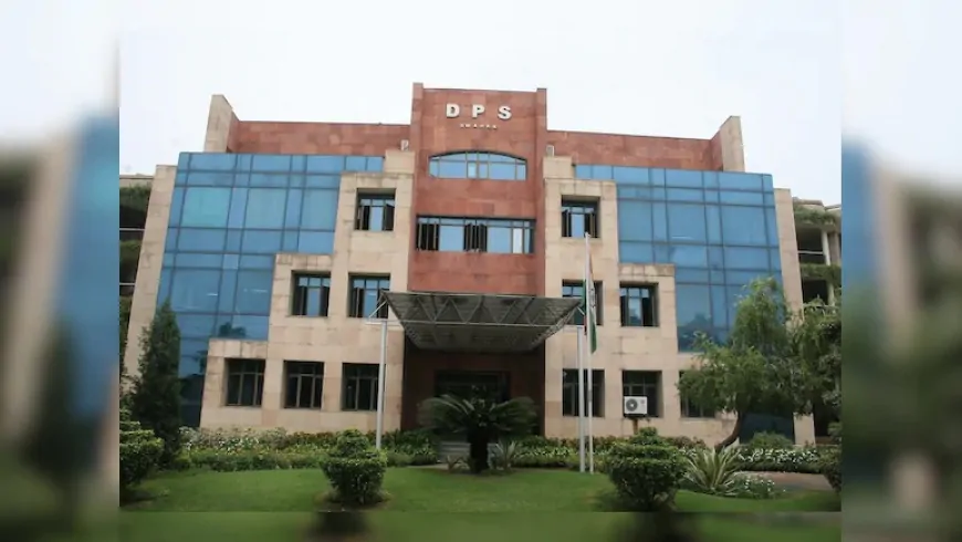 दिल्ली में दो स्कूल और एक कॉलेज को बम से उड़ाने की धमकी, पुलिस टीम मौके पर मौजूद