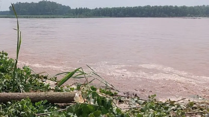 ब्यास नदी का जलस्तर बढ़ने से खतरा, नदी के आसपास के इलाको में बाढ़ का खतरा