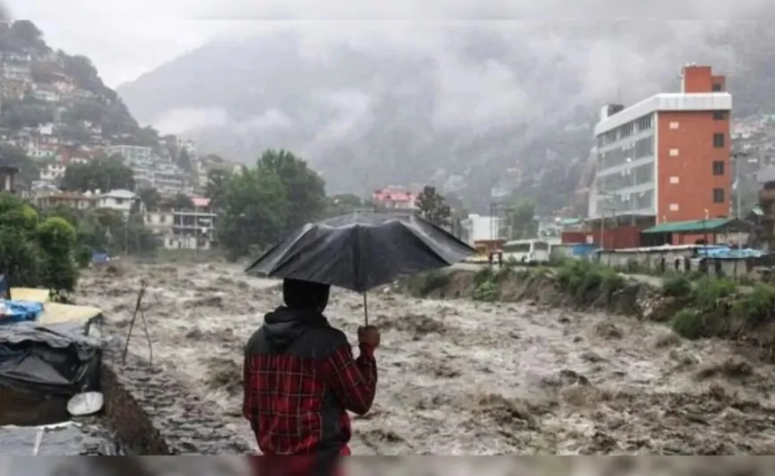 उत्तराखंड में भारी बारिश का ऑरेंज अलर्ट, केदारघाटी में पुल बहा, रुद्रप्रयाग में ऊफान पर अलकनंदा