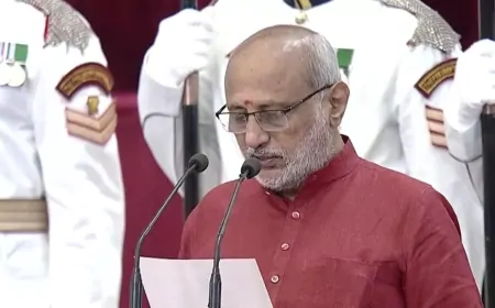 15वें उपराष्ट्रपति के रूप में ली सीपी राधाकृष्णन ने शपथ