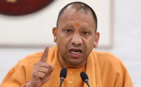 UP के कई जिलों में तनाव, CM योगी ने पुलिस को सख्त कार्रवाई के दिए निर्देश 