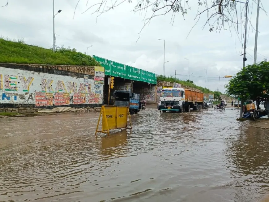 बारिश के बाद राजपुरा में गहराया बाढ़ का संकट, जलभराव की वजह से जनजीवन हुआ अस्त-व्यस्त