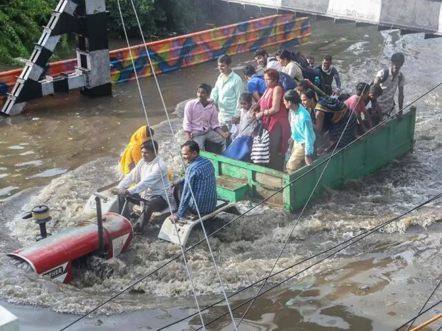 पहाड़ों पर बारिश, उत्तर प्रदेश में हालात खराब, बागपत और मथुरा में उफान पर यमुना नदी