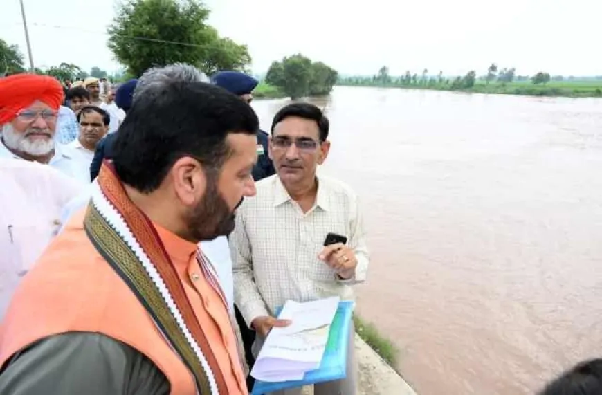 हरियाणा में भी बाढ़ से हालात चिंताजनक, CM सैनी लगातार बाढ़ प्रभावित इलाकों का कर रहे दौरा