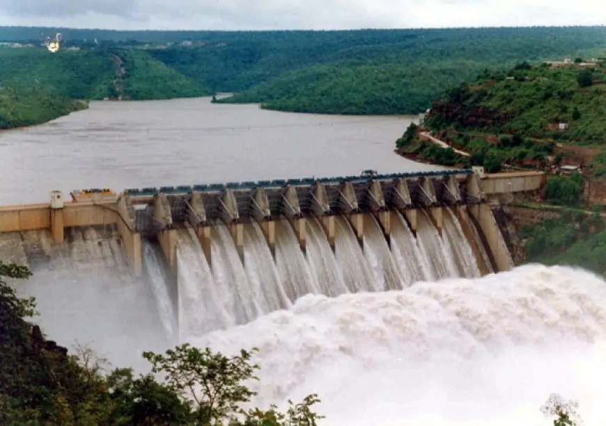 खतरे के निशान से नीचे भाखड़ा डैम का जलस्तर, भाखड़ा डैम के चारों फ्लड गेट सात-सात फीट तक खोले गए