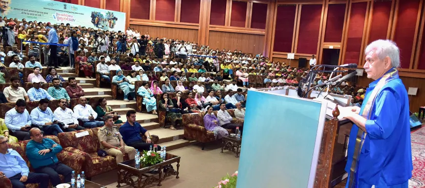 J & K : ग्रामीण विकास विभाग की ओर से ग्रामीण क्षेत्रों में 'स्वच्छता विजयोत्सव' का किया गया आयोजन