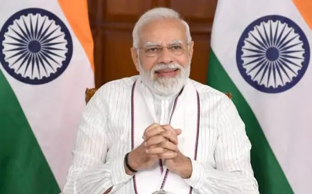 देशभर में विजयादशमी की धूम, PM मोदी ने देशवासियों को दी बधाई 