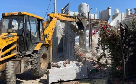 SSP सरताज सिंह के नेतृत्व में बुलडोजर कार्रवाई, नशा तस्कर की संपत्ति पर चला बुलडोजर