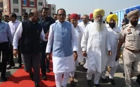 पंजाब में बाढ़ के बाद केंद्रीय कृषि मंत्री शिवराज सिंह चौहान का दूसरा दौरा, लुधियाना में टूटे घरों के लिए सौंपा मुआवजा 