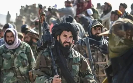 अफगानिस्तान-पाकिस्तान के बीच फिर जंग के हालात, दोनों ने एक दूसरे के पोस्ट पर कब्जा करने का किया दावा